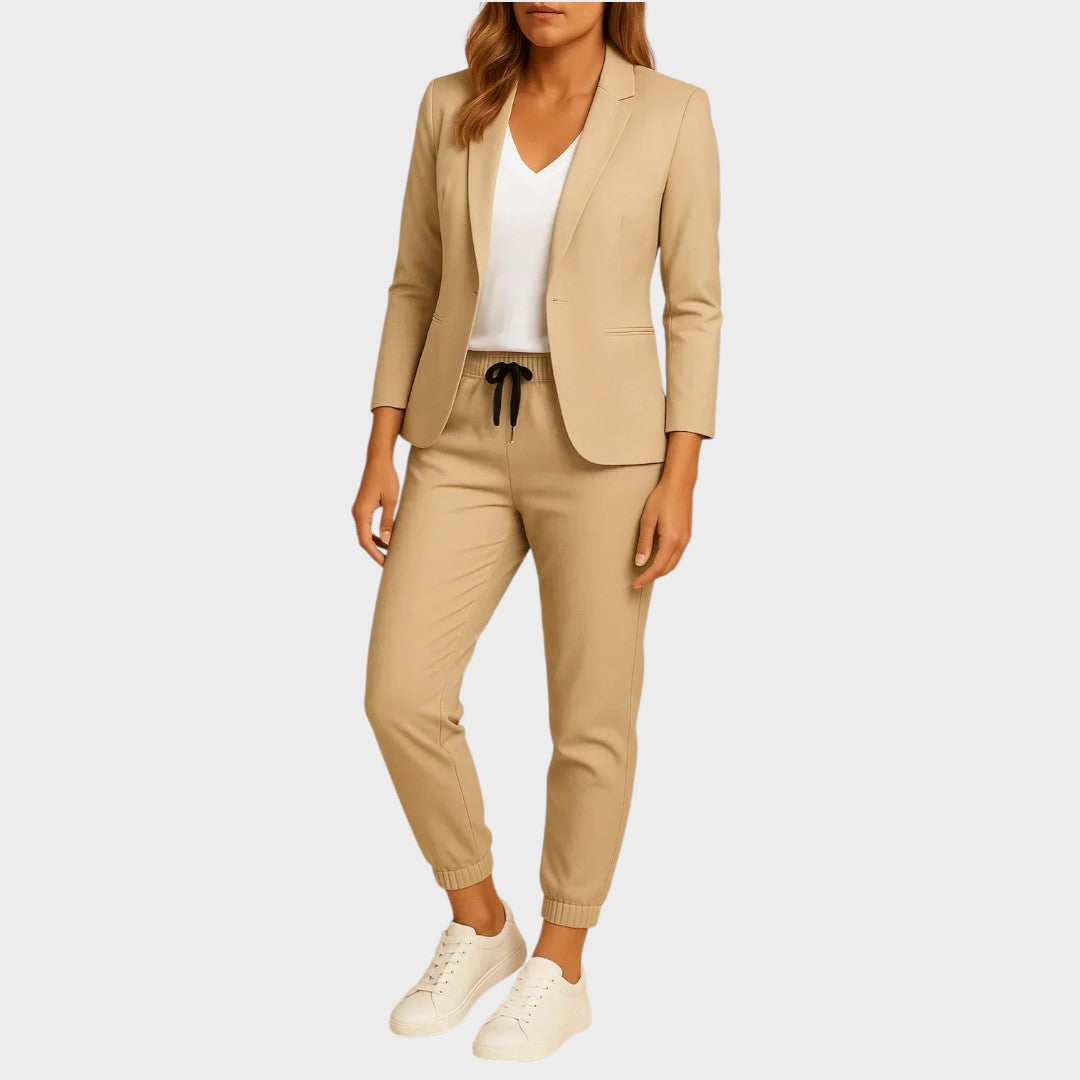 Anastazia | Elegante conjunto con chaqueta y pantalón