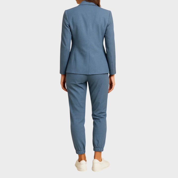 Anastazia | Elegante conjunto con chaqueta y pantalón