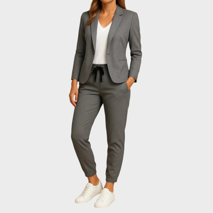 Anastazia | Elegante conjunto con chaqueta y pantalón