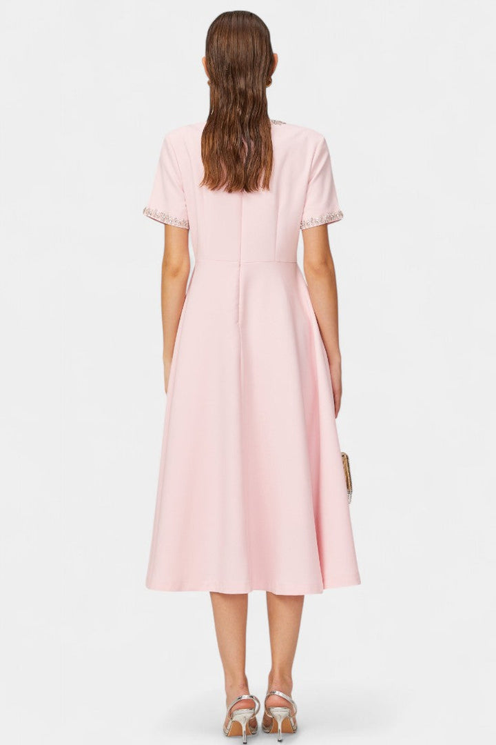 Linda Vestido Midi Acampanado con Lazo de Cristal