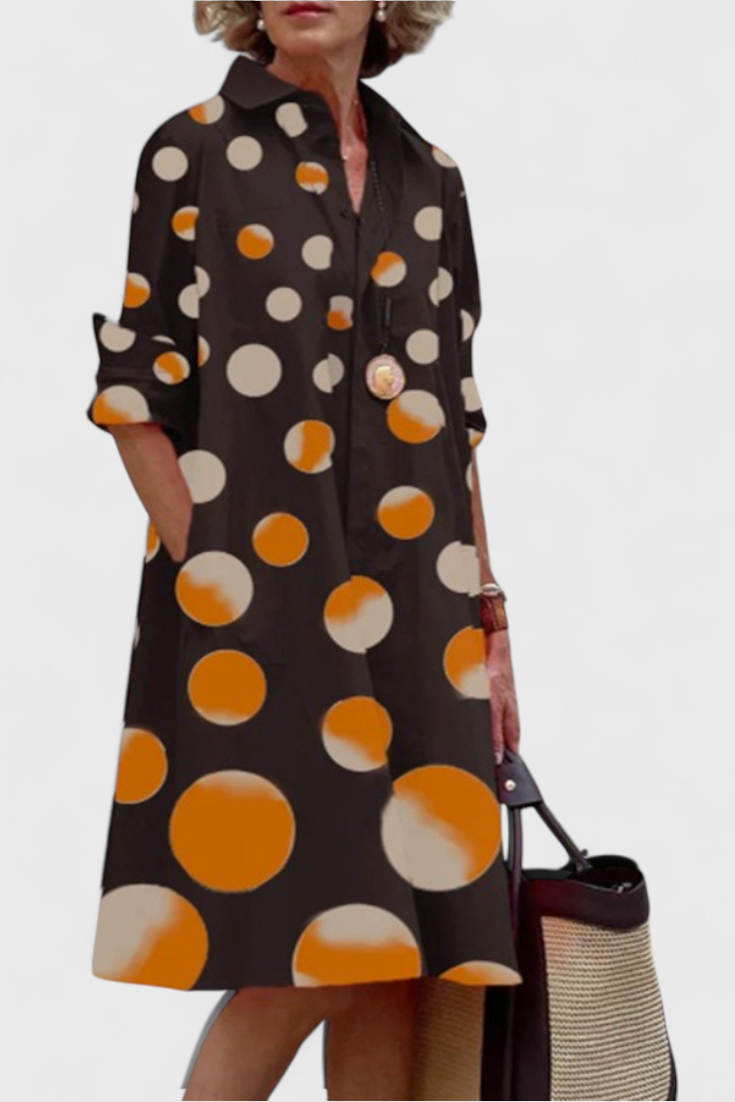 Larissa Vestido de Lunares con Toque Retro