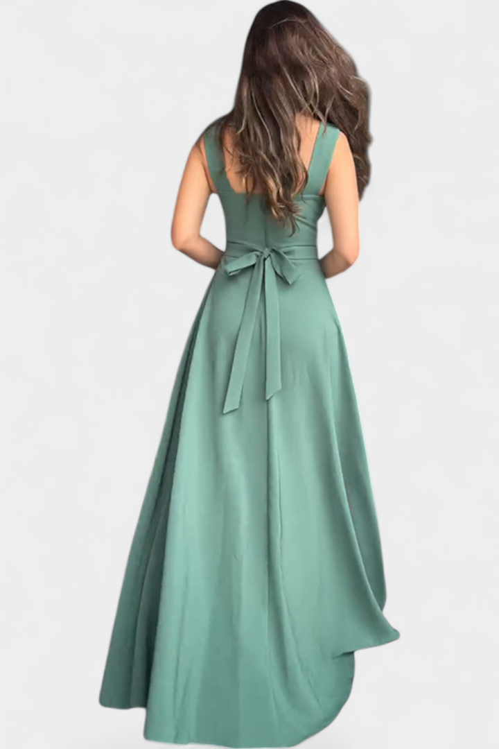 Yesenia Vestido con Lazo en la Espalda y Drapeado Frontal