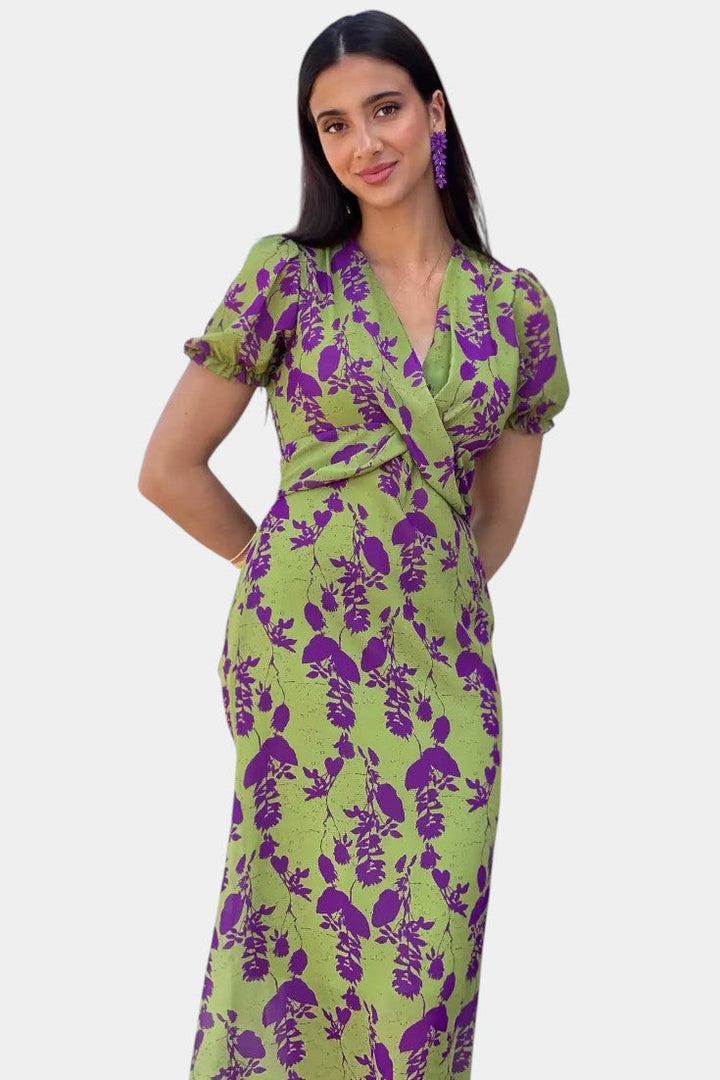 Elara Vestido de Elegancia Floral Anudada