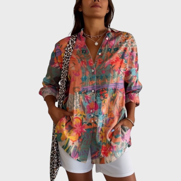Nayara | Camisa de señora con estampado floral y tapeta de botones