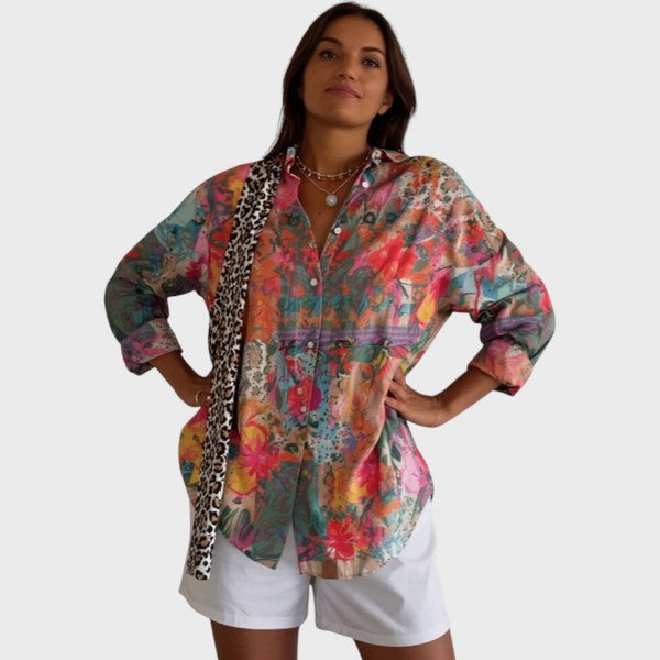 Nayara | Camisa de señora con estampado floral y tapeta de botones